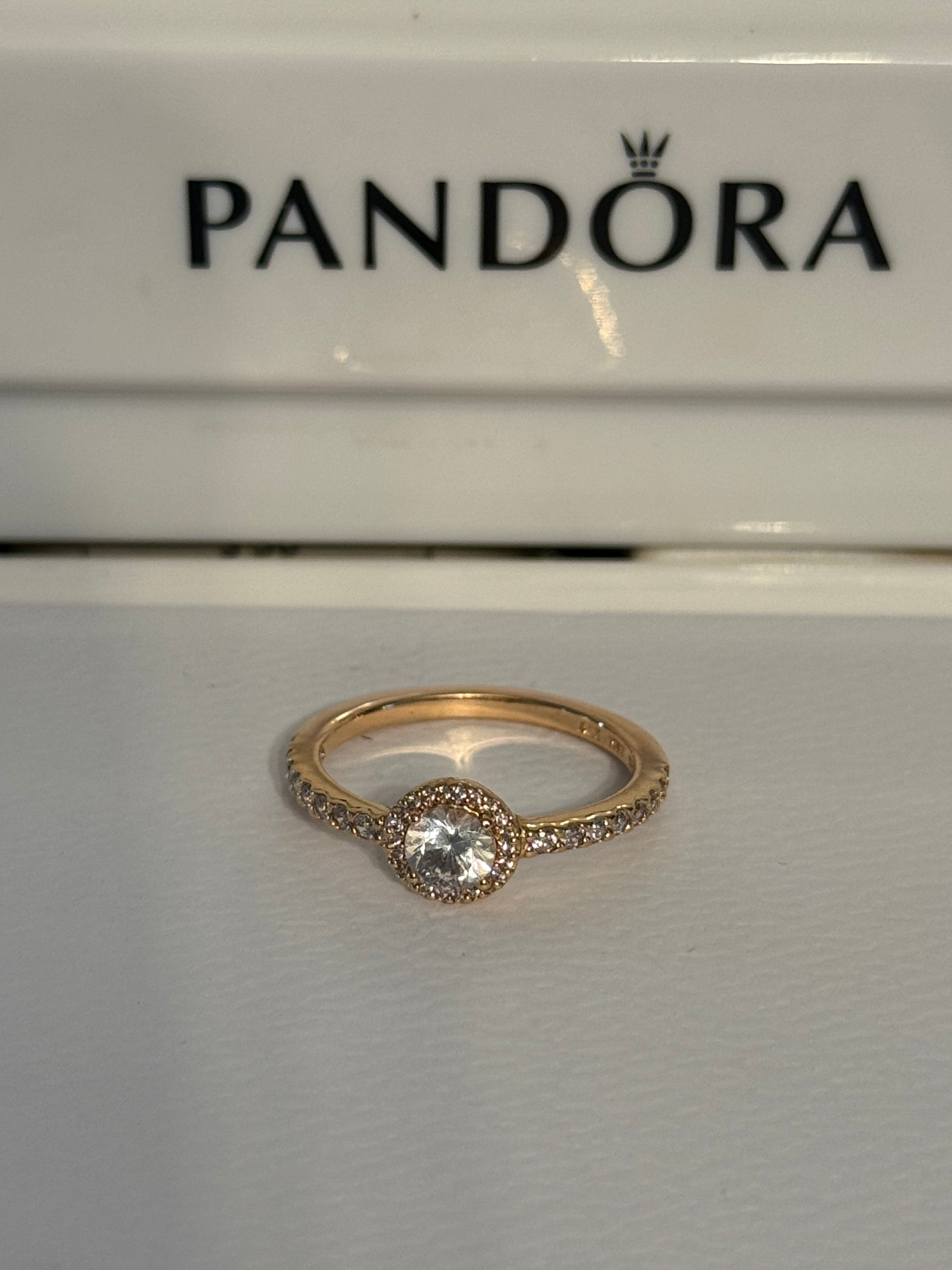 Pandora Small Round Rose Halo Ring