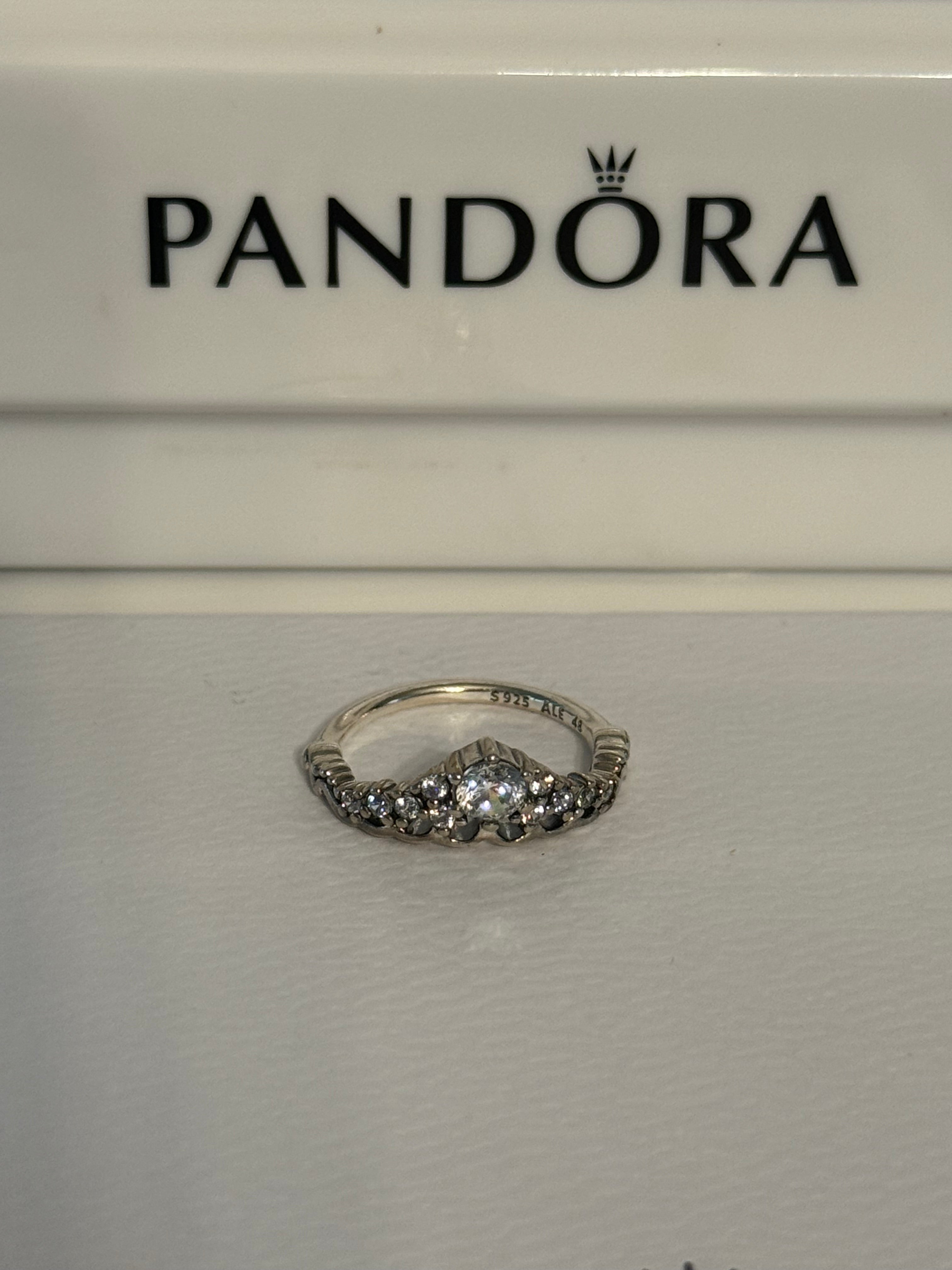 Pandora Princess Crown Ring